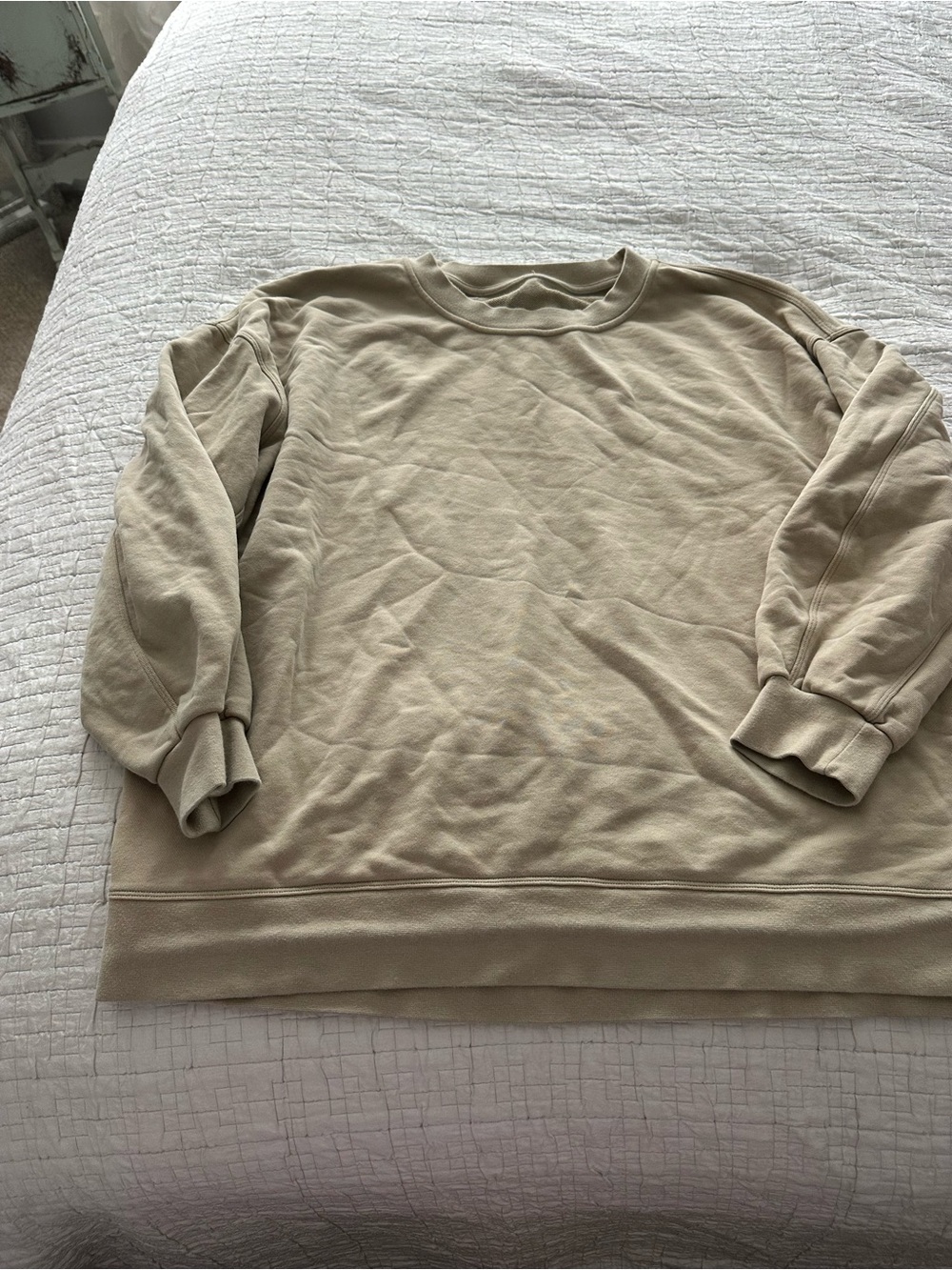 lululemon athletica Men's Crewneck Sweatshirt in Light Taupe
